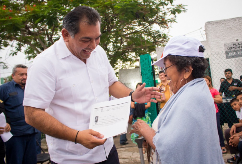 Yucatán avanza contra el rezago educativo