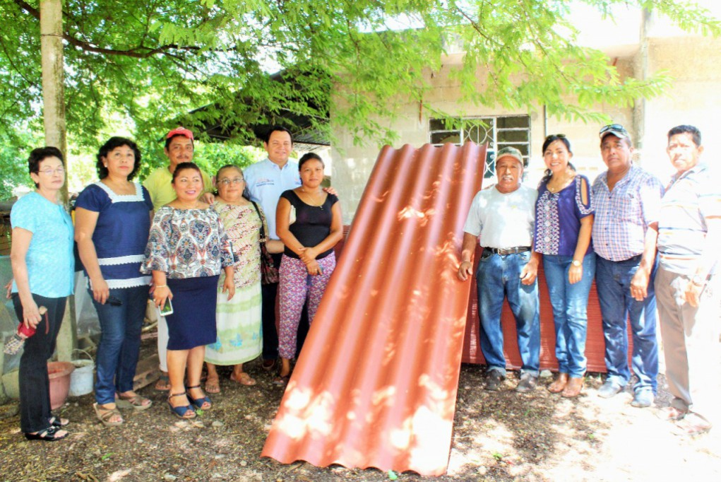 "Huacho" apoya mejoras de vivienda