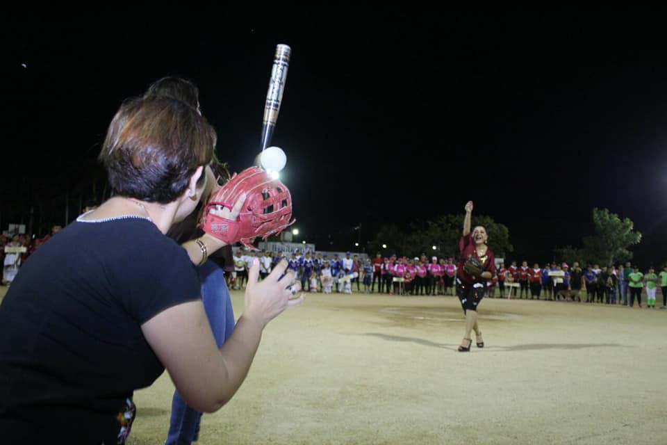 Inauguran Campeonato Femenil de Softbol en Tizimín