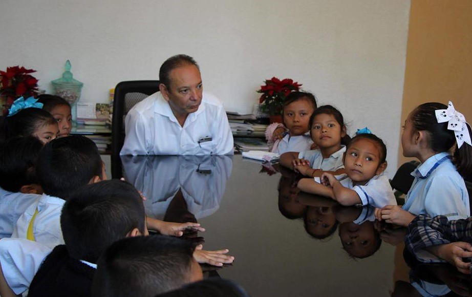  Niños visitan al Alcalde de Tizimín