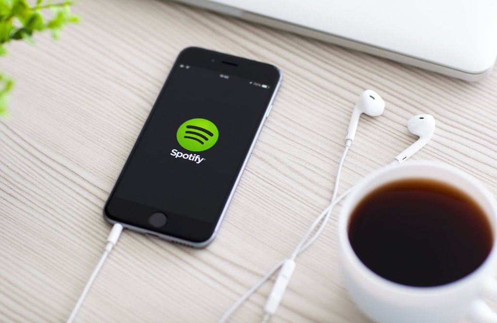Spotify niega promoción vía redes