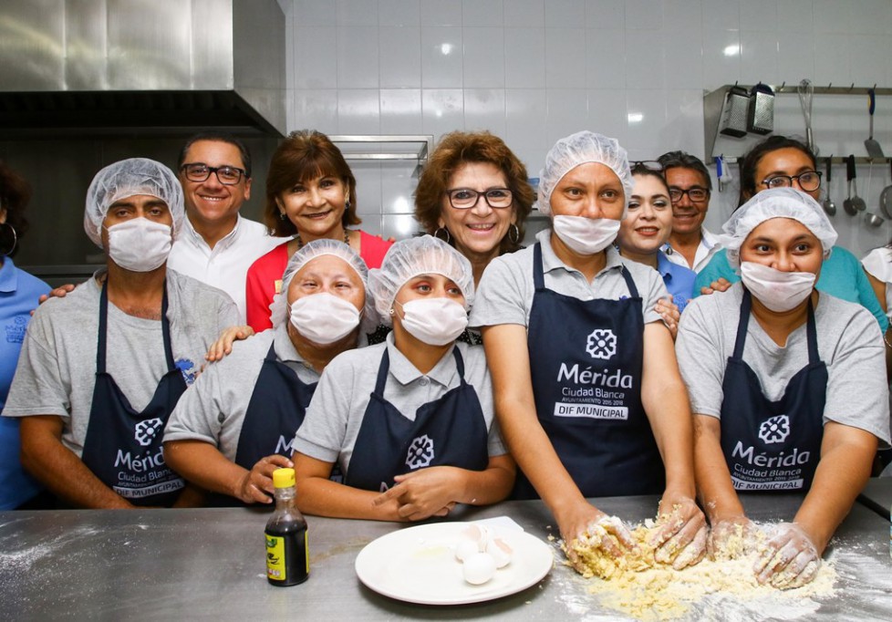 Concluye taller de cocina en "La Ceiba"