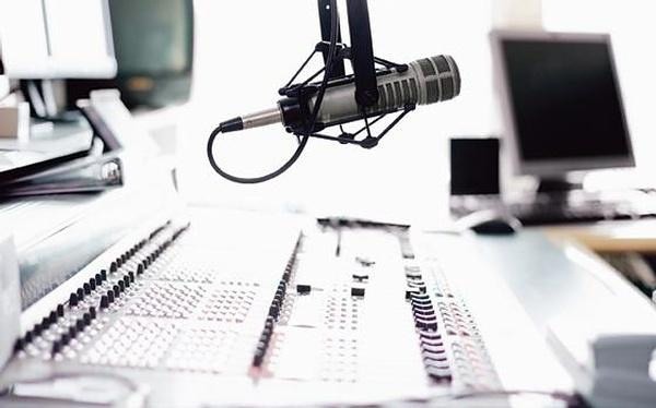 Industria de la Radio y Televisión celebra Día del locutor