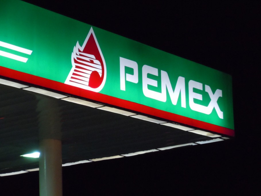 Más de 12 mil trabajadores de Pemex sin atención médica