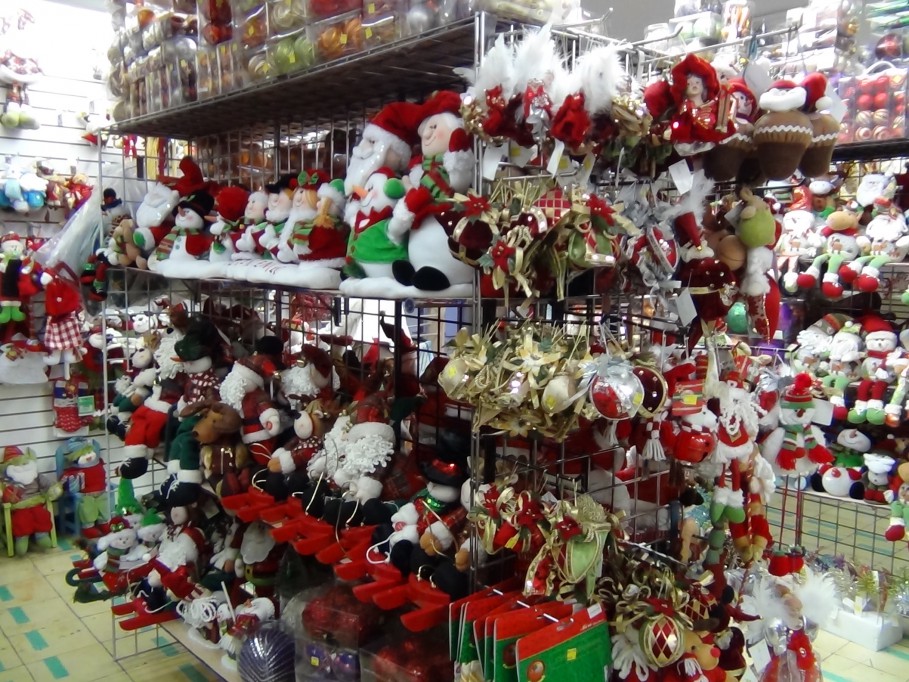 La Profeco exhorta a comprar sus artículos navideños  en lugares establecidos