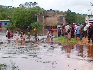 Tekax: Llegan apoyos a familias afectadas por las lluvias en Tekax