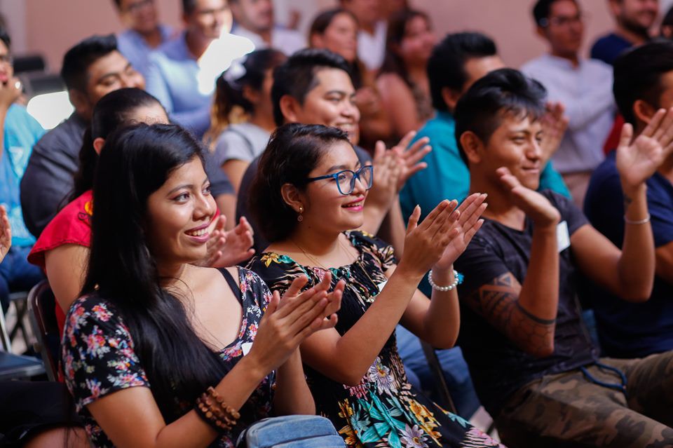 Anuncian actividades del Mes de la Juventud