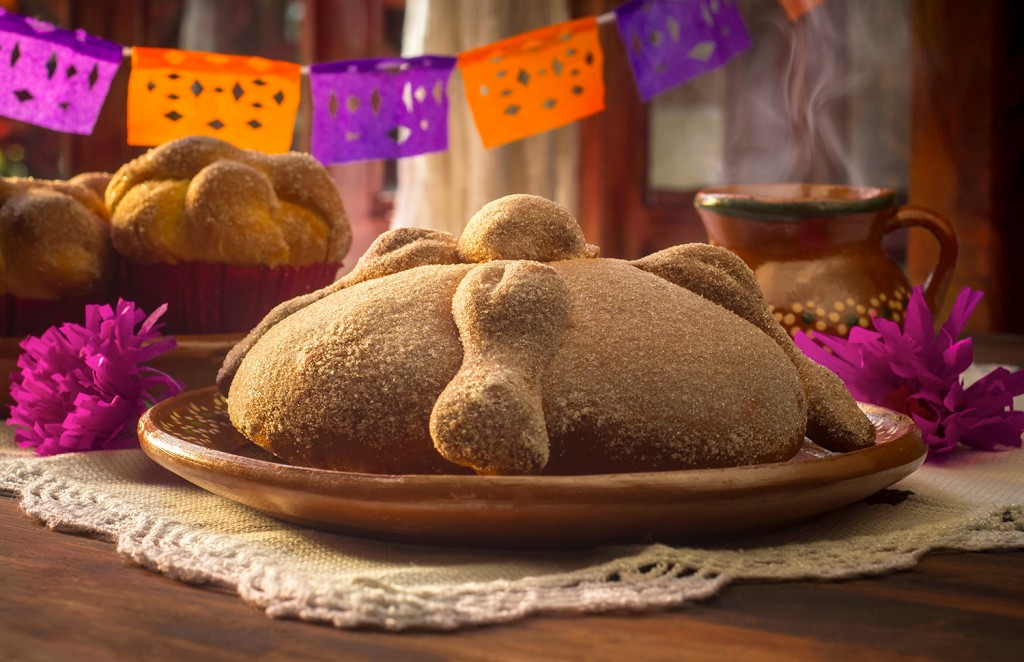 Panaderos esperan con ansías el Día de Muertos