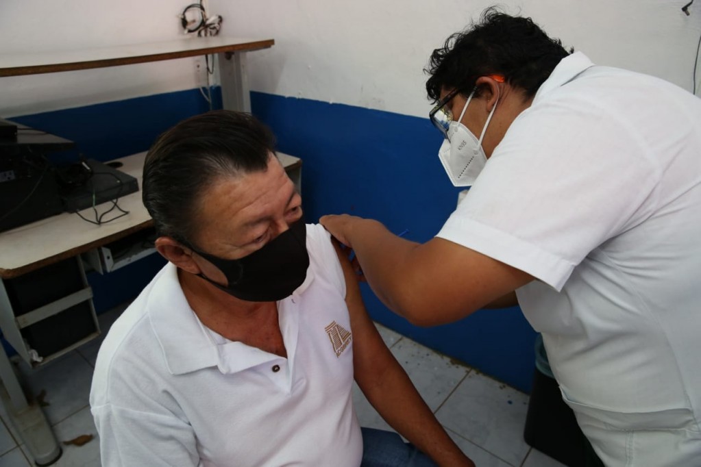 Este martes comenzó la vacunación en el municipio de maxcanú