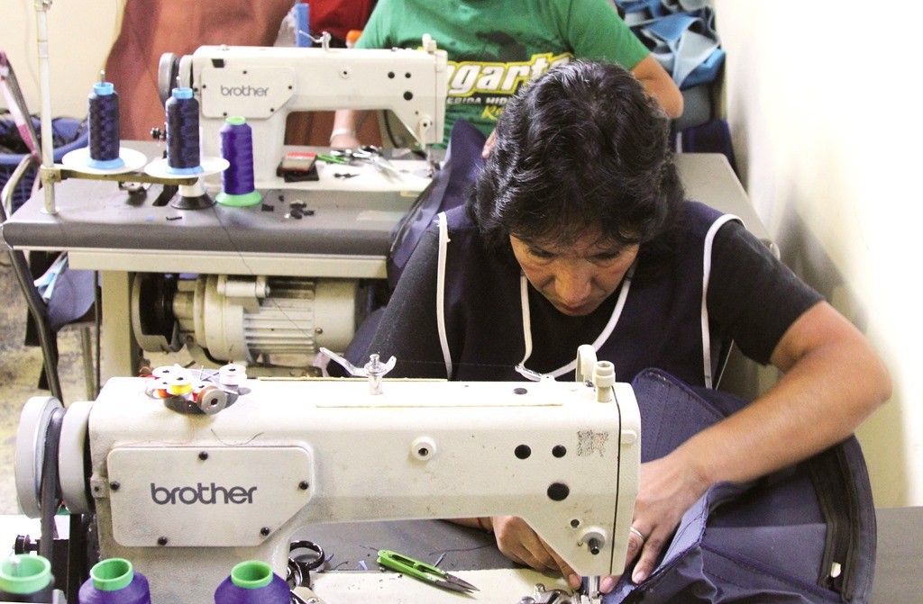 Industria textil no se recupera de la pandemia