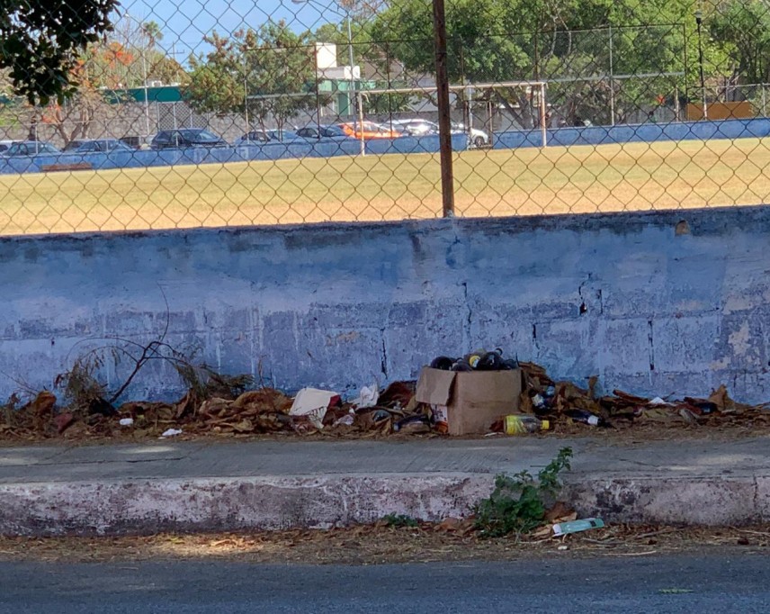 Convierten en basurero el parque de Chuburná de Hidalgo