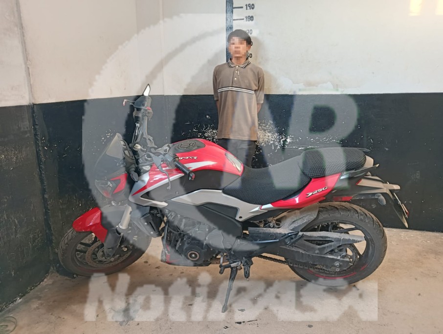 Lo detienen por arrastrar una moto y no comprobar su propiedad, en Tizimín Lo detienen por arrastrar una moto y no comprobar su propiedad, en Tizimín