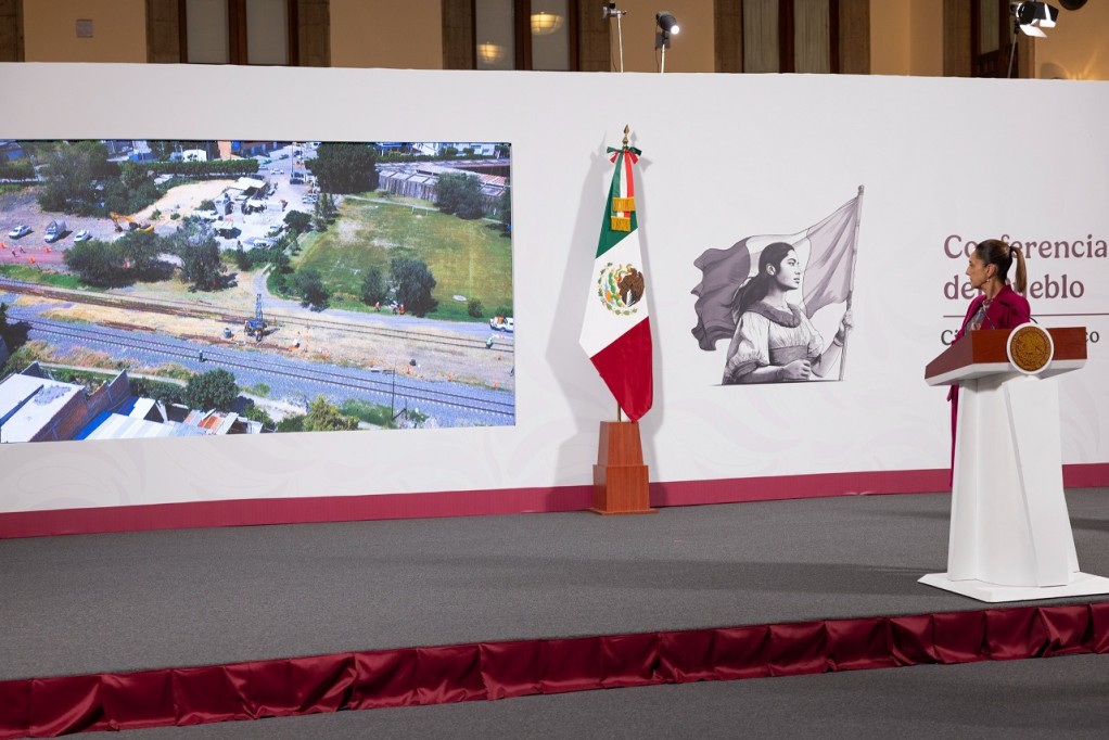 Arranca construcción del tren Querétaro-Irapuato