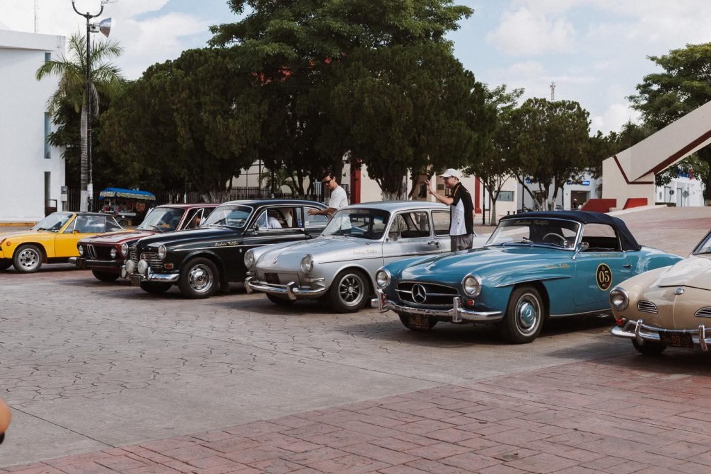 Arribarán este sábado autos clásicos a la “Ciudad de Reyes” Arribarán este sábado autos clásicos a la “Ciudad de Reyes”