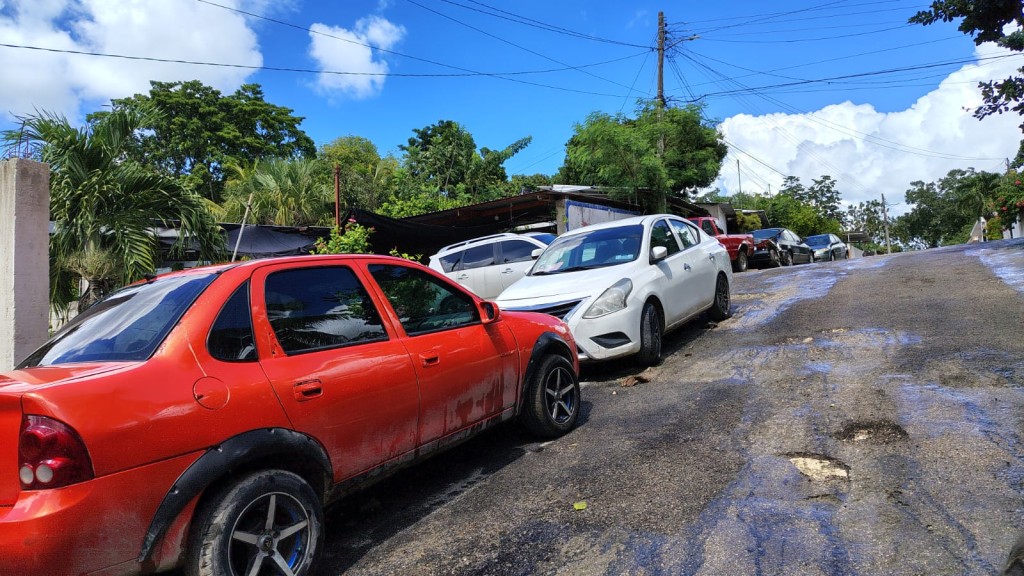 Exhortan a talleres de Tizimín a reubicar vehículos abandonados Exhortan a talleres de Tizimín a reubicar vehículos abandonados