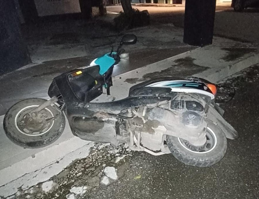 Abandonan motoneta en funcionamiento en el centro de Tizimín Abandonan motoneta en funcionamiento en el centro de Tizimín