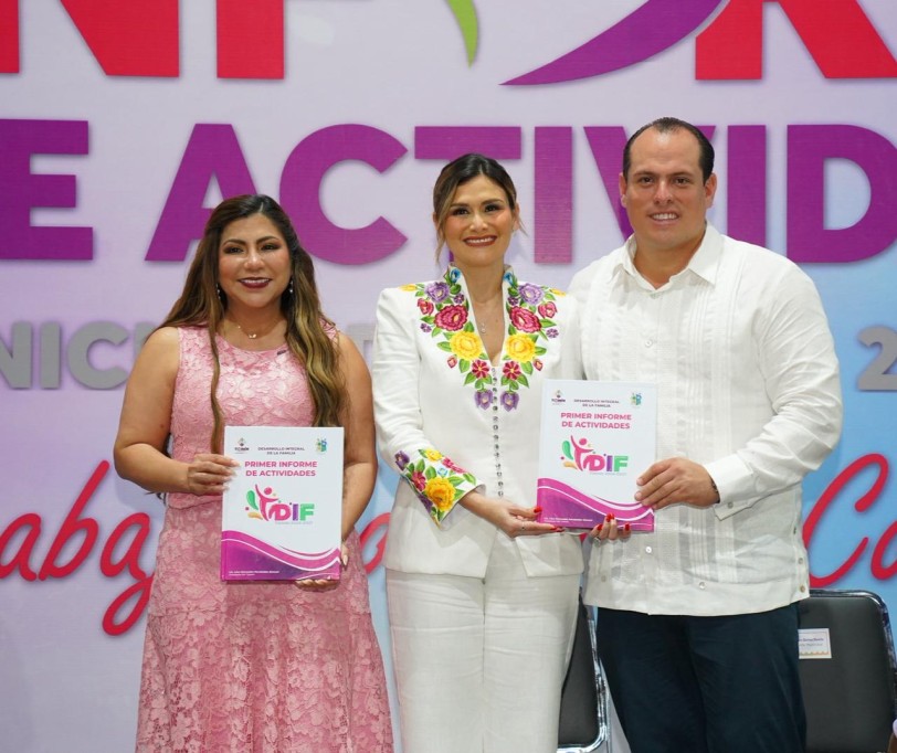 Rinden Primer Informe de Actividades del DIF Tizimín.