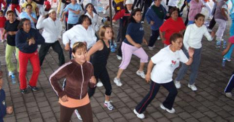 Día Mundial de la activación física reúne a más de dos mil yucatecos