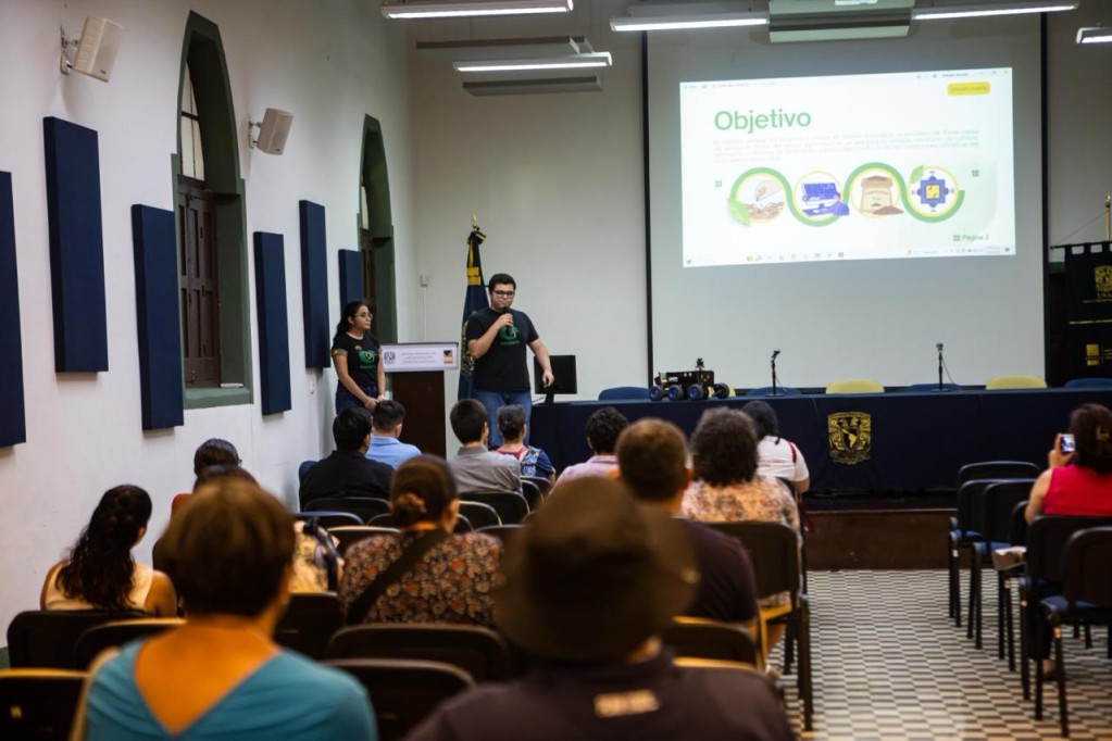 Encienden jóvenes yucatecos la llama de la ciencia, en el sureste mexicano Encienden jóvenes yucatecos la llama de la ciencia, en el sureste mexicano