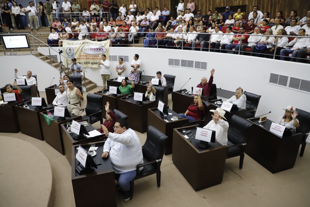 Congreso del Estado aprueba la reforma a la Ley del Isstey Congreso del Estado aprueba la reforma a la Ley del Isstey