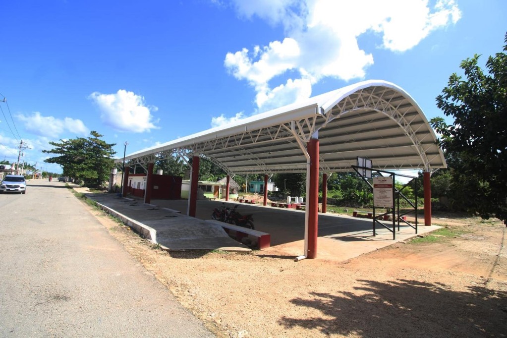 San Juan Km 4 y Yaxchékú, comisarías de Tizimín, estrenan domos San Juan Km 4 y Yaxchékú, comisarías de Tizimín, estrenan domos
