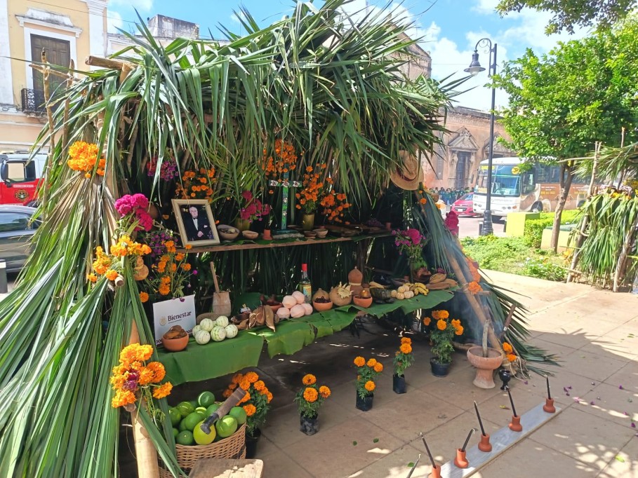 La tradición del Hanal Pixán se mantiene en el interior de los hogares La tradición del Hanal Pixán se mantiene en el interior de los hogares