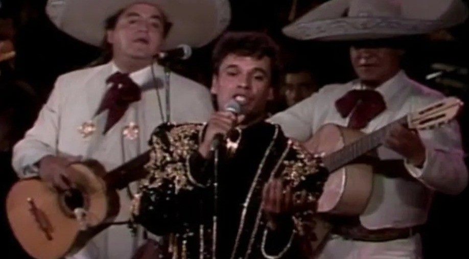 Transmitirán concierto de Juan Gabriel, en Tizimín