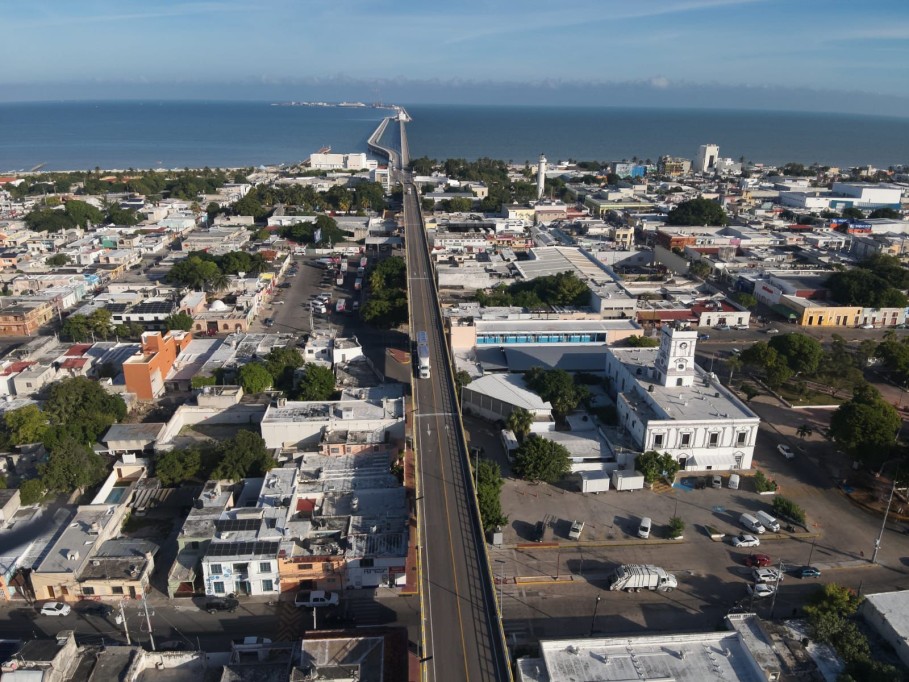 Entra en operación el viaducto elevado del libramiento de Progreso