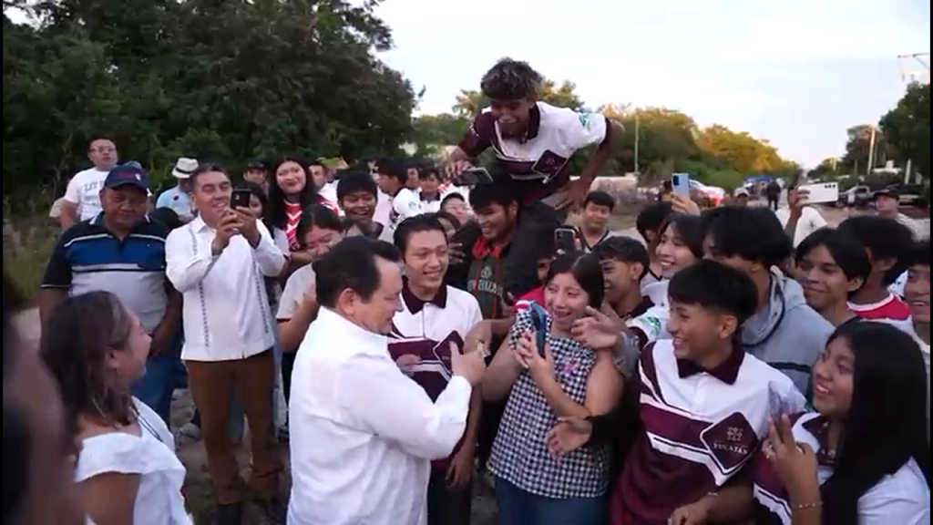 Inician rehabilitación de cancha de fútbol en Ticopó, Acanceh, con inversión de 4 millones de pesos