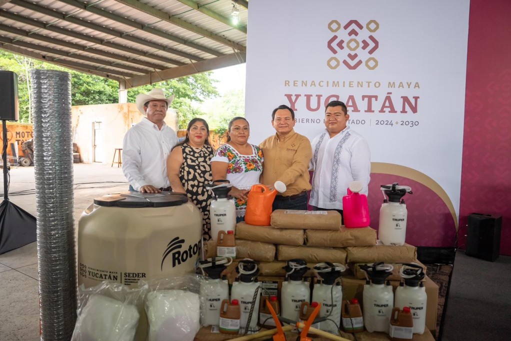 Gobierno de Yucatán entrega apoyos para el “Renacimiento” del campo en 10 municipios
