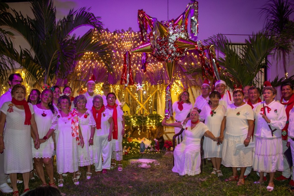 Celebran en el Cejupe tradicional posada de jubiladas y jubilados