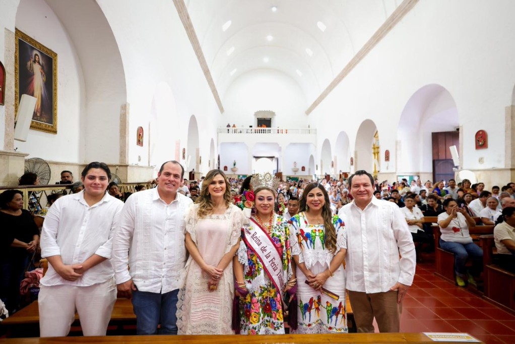 Festejan el Día de Reyes en Tizimín