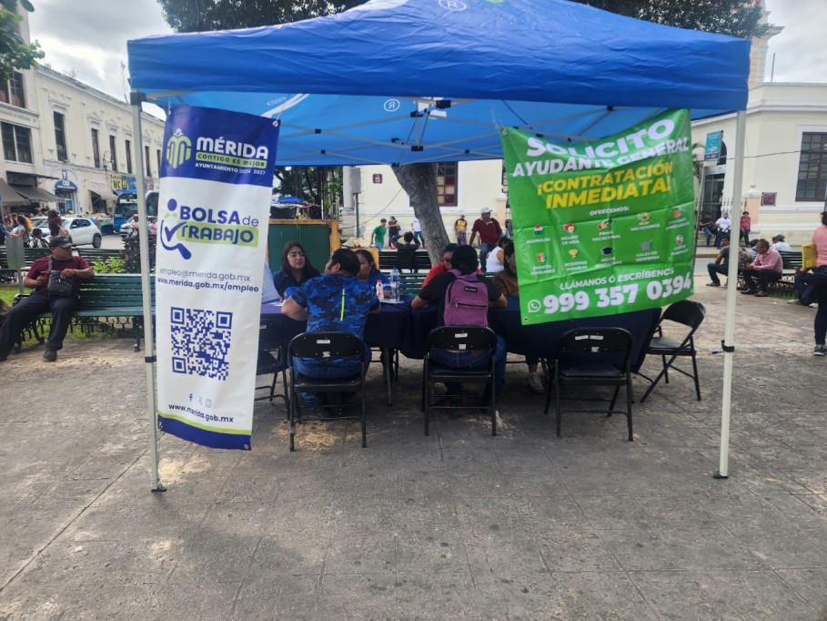 Decenas asisten al programa “Un día por el empleo”