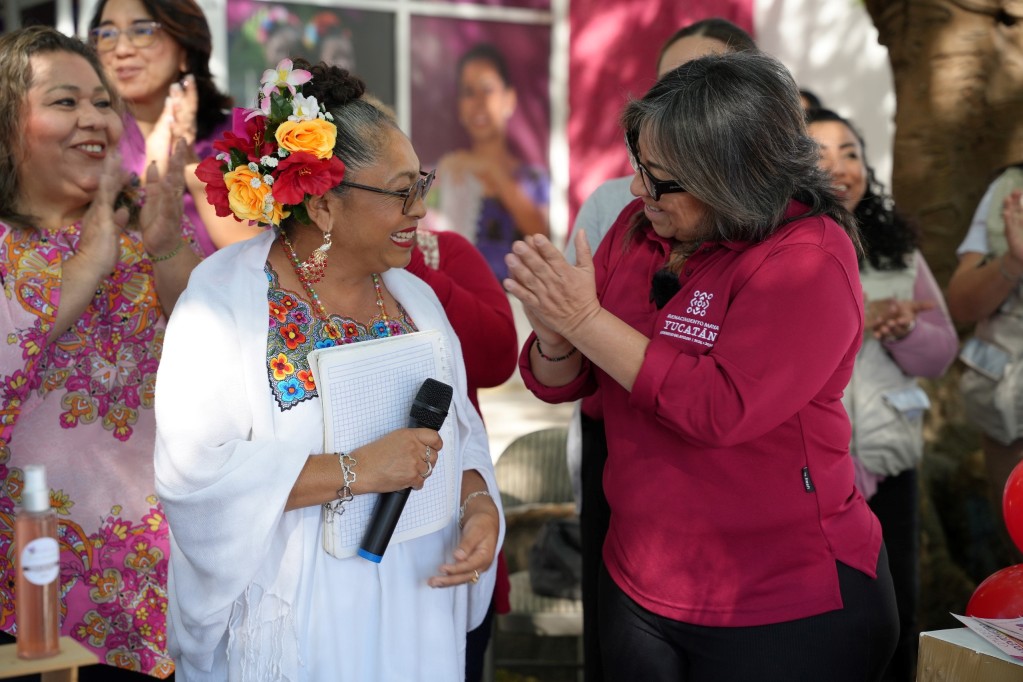 Promueven emprendimiento femenino con Feria Artesanal del Mayab