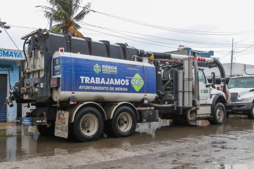 Limpiarán 90 macro pozos en el segundo cuadro de Mérida, para evitar inundaciones