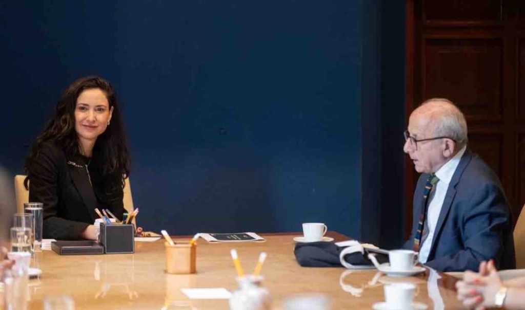 De velar por los monumentos, Diego Prieto Hernández ahora trabaja por la preservación de la cultura y las personas