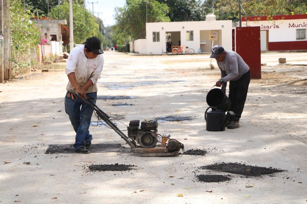 Priorizan bacheo en comisarías de Tizimín
