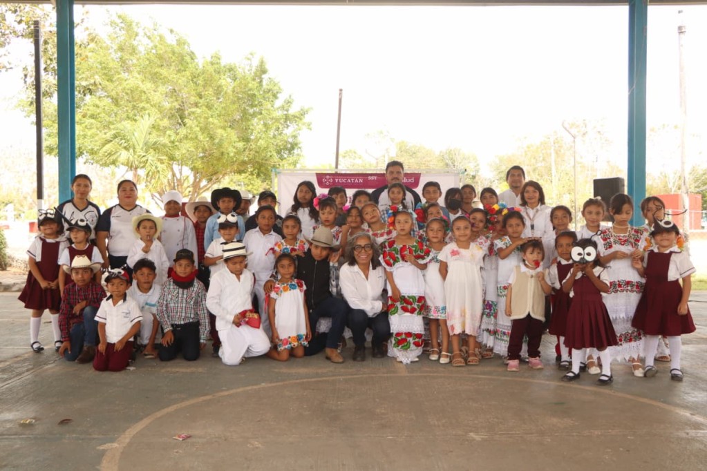 Certifican 9 edificios de Tizimín como entornos limpios y libres de criaderos de moscos