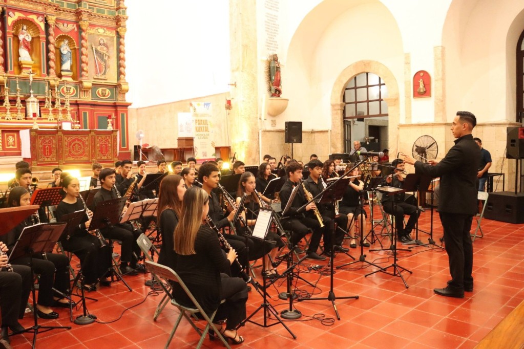 Ofrecerá la banda sinfónica infantil y juvenil de Tizimín, en casa, su primer concierto “De vuelta a lo clásico”