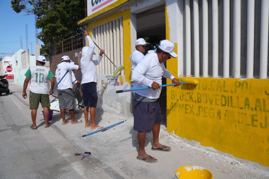 Llenan de color Chuburná Puerto con el programa Pintemos Juntos