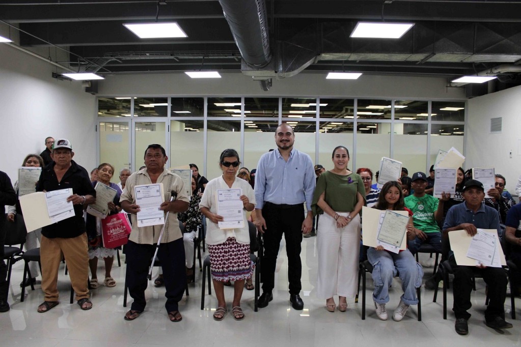 Garantiza Gobierno del Estado derecho a la identidad con entrega de actas extemporáneas