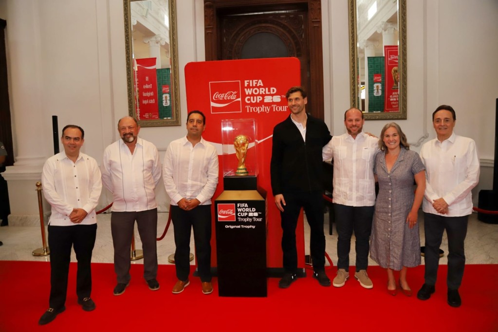 Recibe Mérida el trofeo original de la Copa Mundial de la FIFA y se suma al espíritu mundialista con la estrategia “Gol y Gol Mérida”