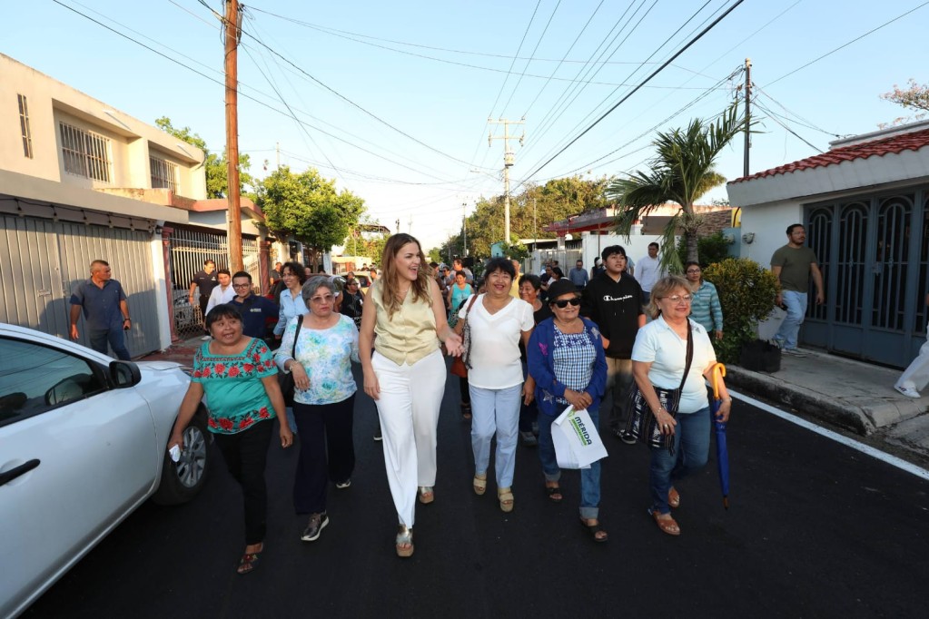 Entrega Cecilia Patrón mejoras en infraestructura urbana y espacios públicos en la zona de Vergel y San Antonio Kaua.