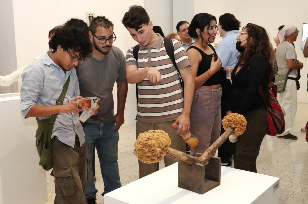 Acerca Sedeculta el arte contemporáneo al centro de Mérida