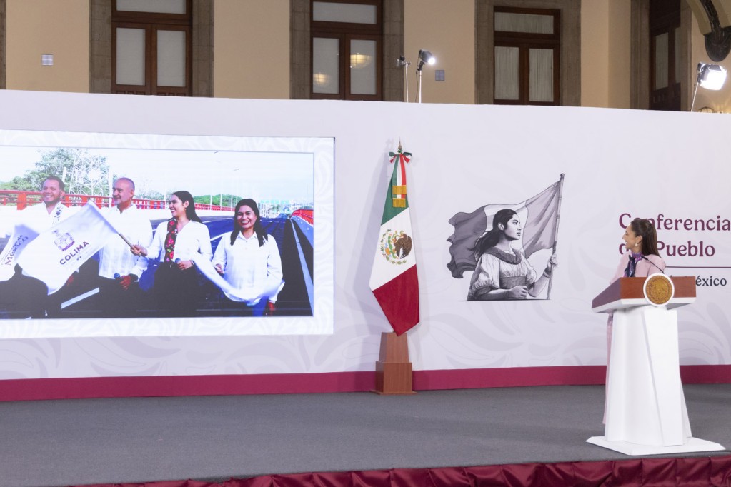 Inaugura Claudia Sheinbaum 3 puentes vehiculares de Colima