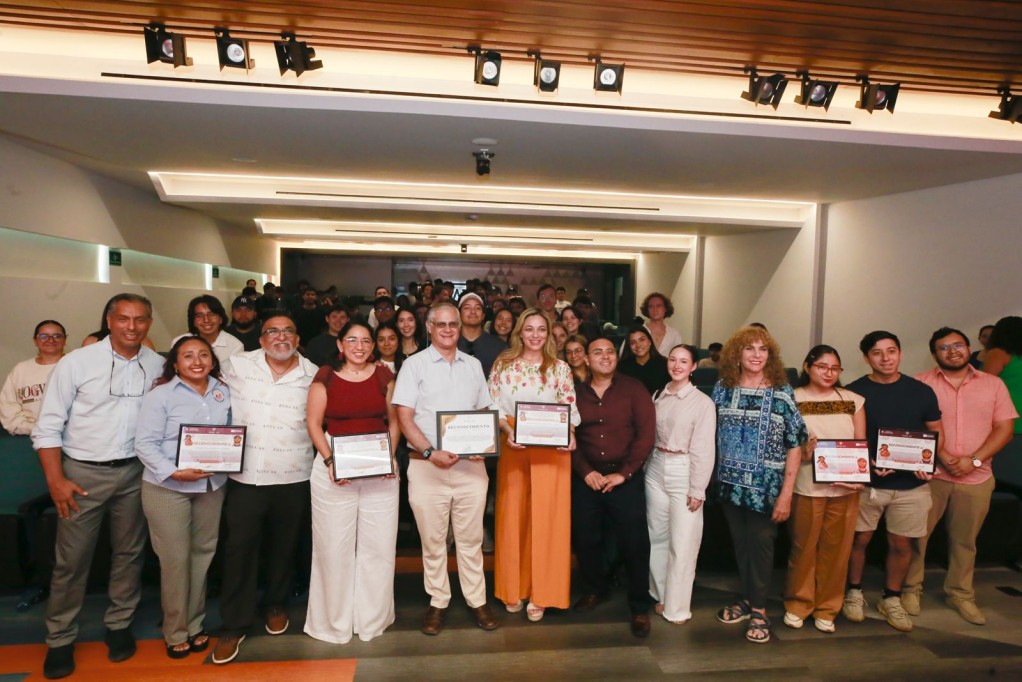 Llaman a universitarios a generar conciencia contra la violencia hacia las mujeres