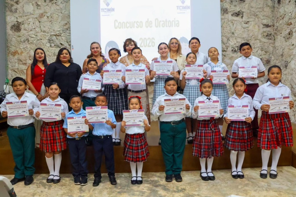 Protagonizan concurso de oratoria 17 niños de Tizimín