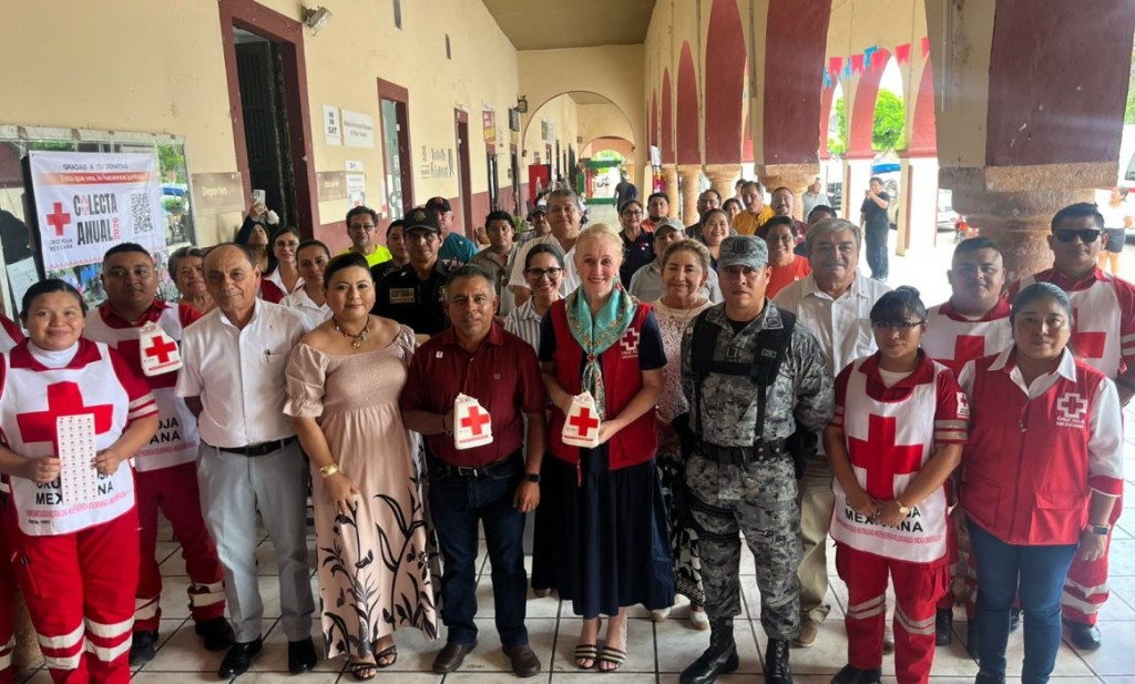Continúa Cruz Roja recaudando fondos, en su colecta nacional