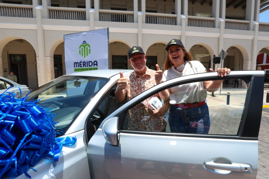 Premia Cecilia Patrón confianza y responsabilidad de ciudadanos cumplidos con Mérida.