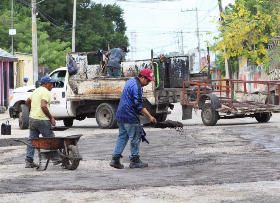 Son un cáncer los baches en Tizimín, pero se está combatiendo
